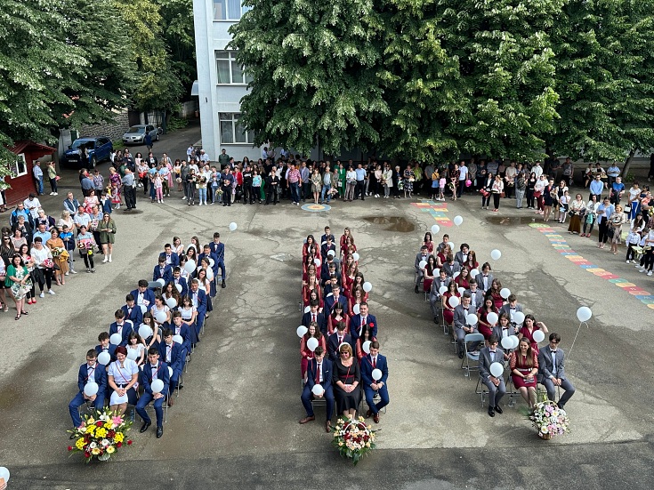 festivitate absolvire scoala rakoczi ferenc 3