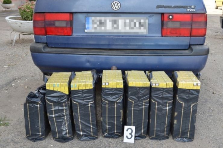 Țigări în valoare de peste 120.000 lei, confiscate de polițiștii de frontieră